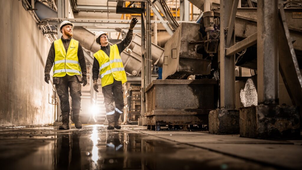 Dringt een verhuis zich op om je productie te versterken? Dan is jouw vurigste wens uiteraard een perfect verloop en een vlotte overgang.